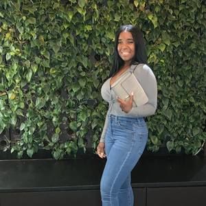 Meet your Posher, Ericka